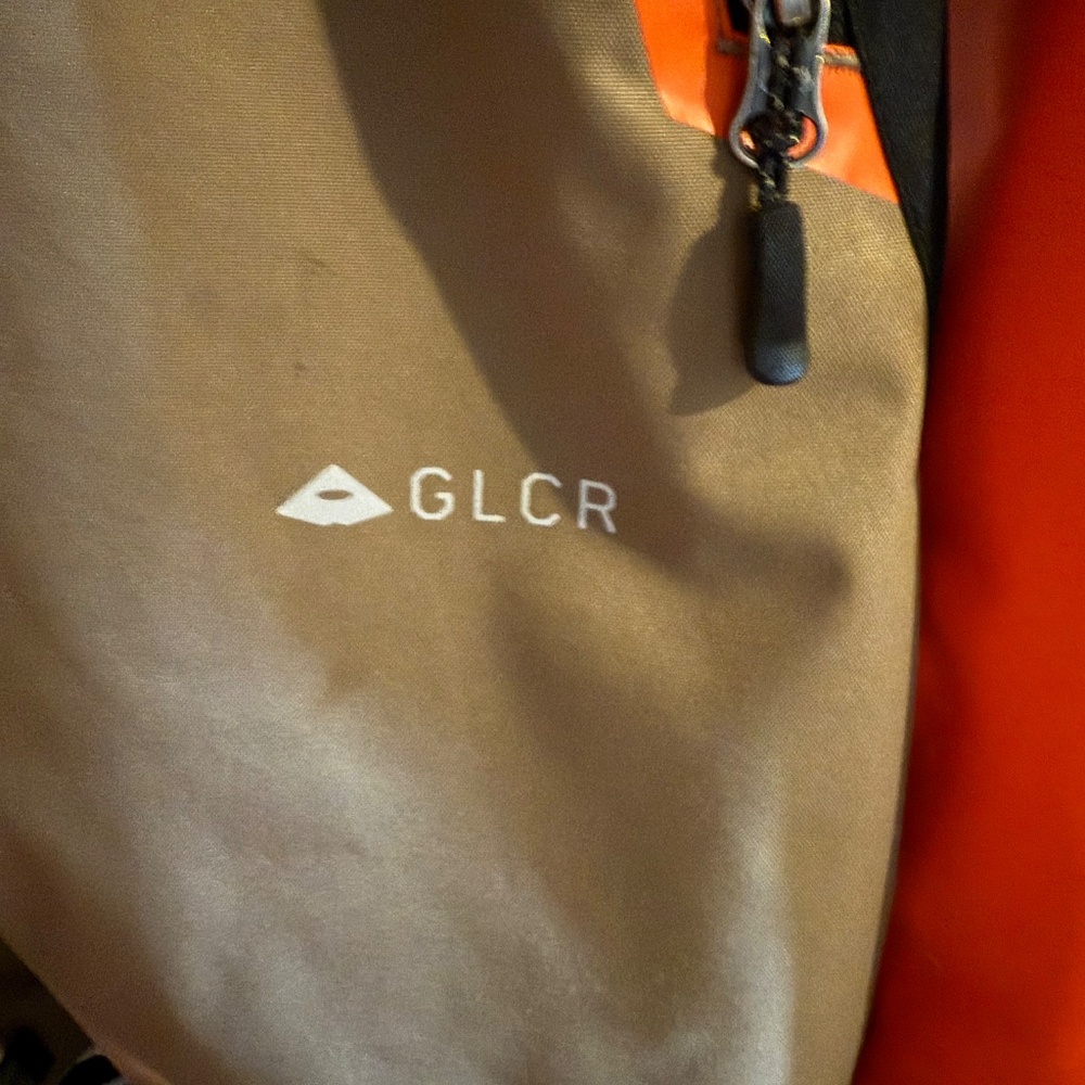 Snowboard Jacket - Picture 3 of 5